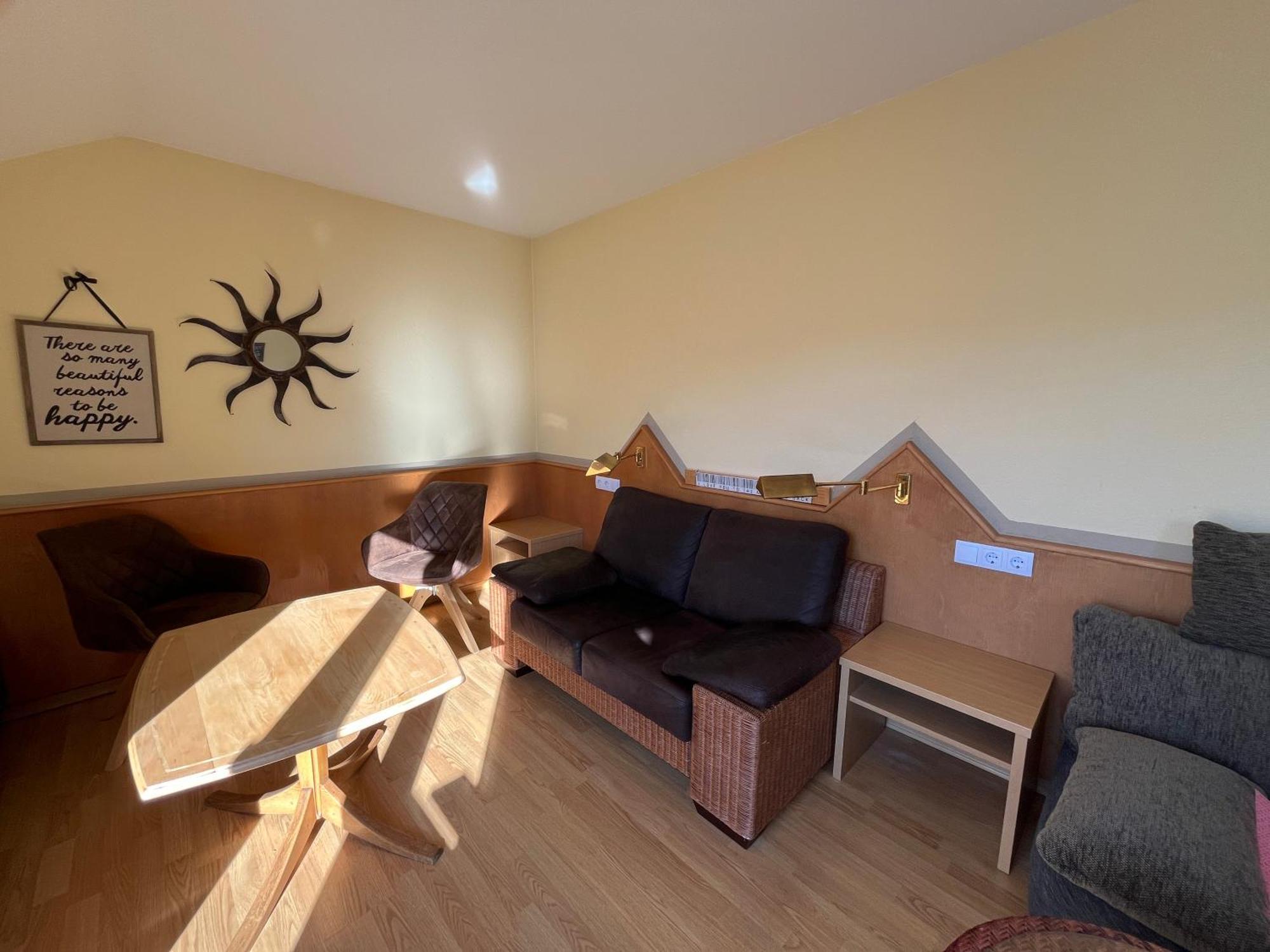 Goldener Hahn B&B Baiersbronn - Ferienwohnungen Mit Hotel Service Nahe Gartenschau Tal X Szoba fotó